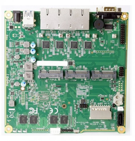 Deska PC Engines APU.4D4 system board (GX-412TC quad core / 4GB / 4 Intel GigE)